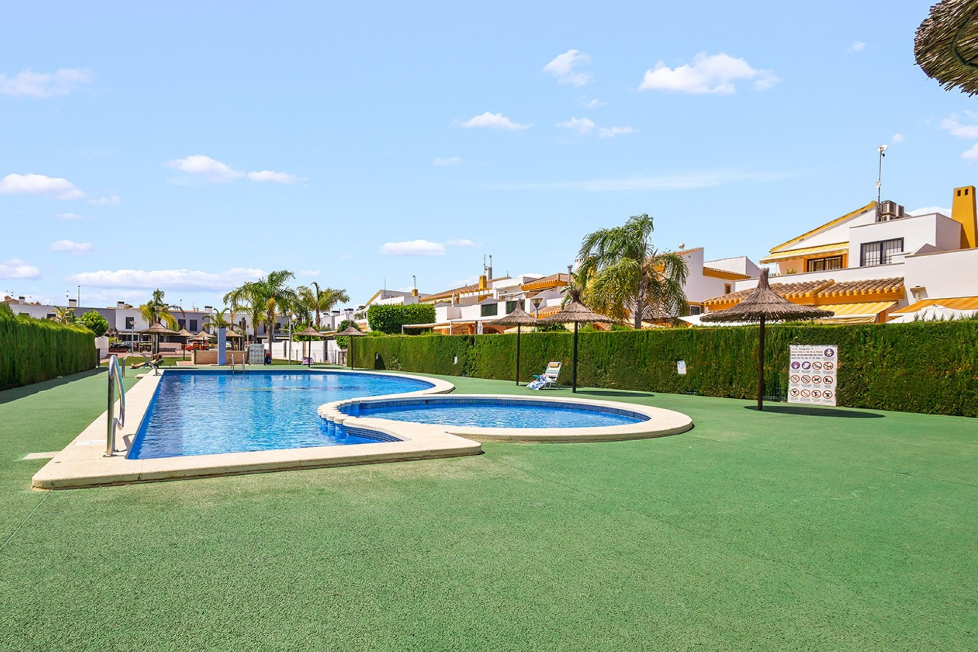 Revente - Villa - Torre de la Horadada - Pueblo Latino