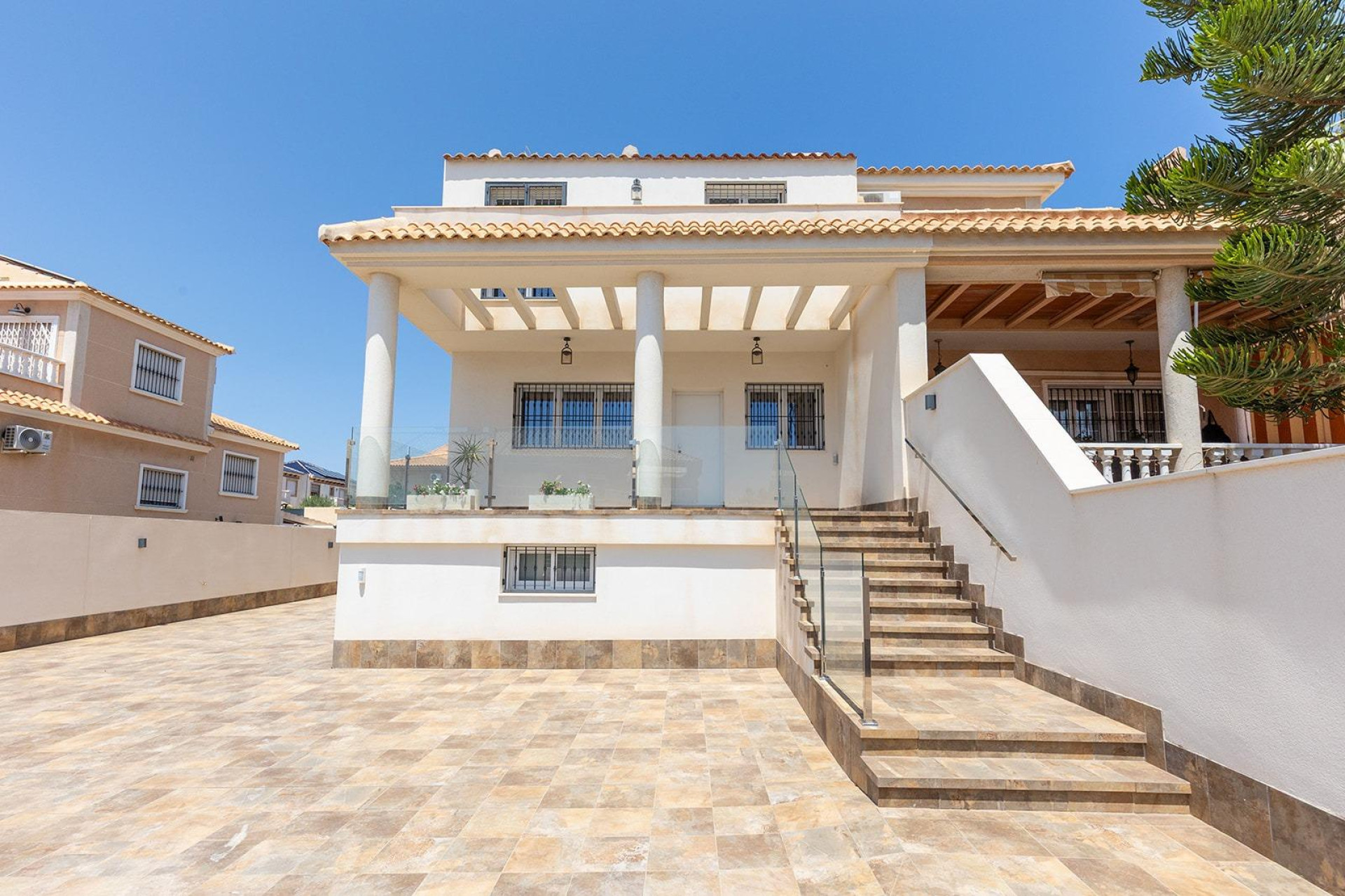Revente - Villa - Torrevieja - Aguas Nuevas