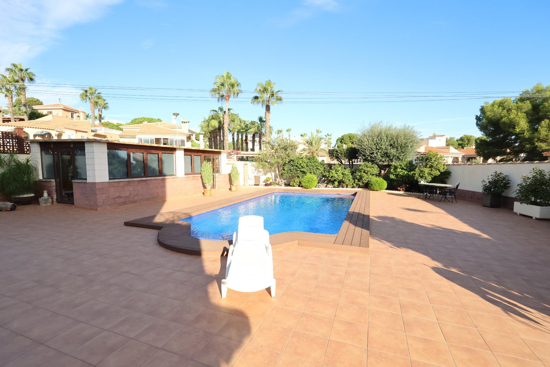 Revente - Villa - Torrevieja - Los Balcones