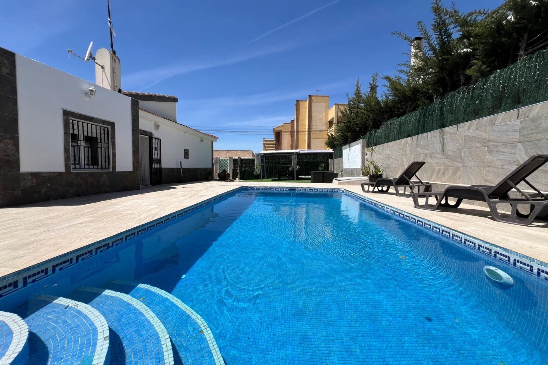 Revente - Villa - Torrevieja - Los Balcones