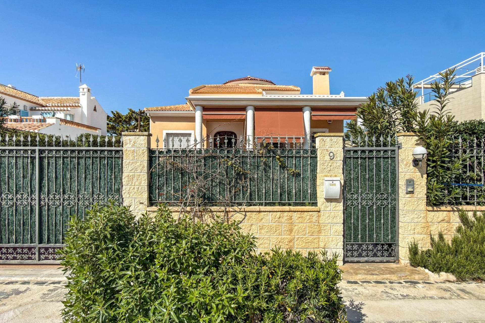 Revente - Villa - Torrevieja - Torrelamata - La Mata