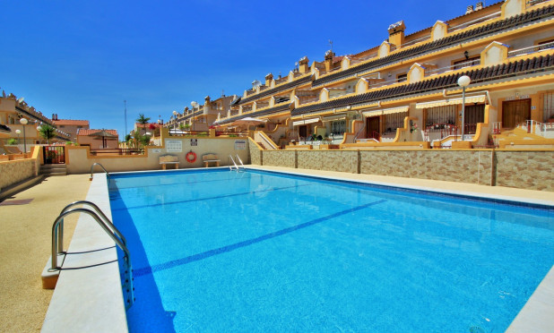 Stadthaus - Wiederverkauf - Playa Flamenca - Playa Flamenca