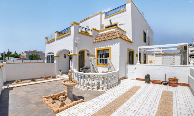 Stadthaus - Wiederverkauf - Torrevieja - La Siesta - El Salado -  Torreta