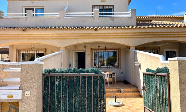 Townhouse - Resale - Pilar de la Horadada - C-81750