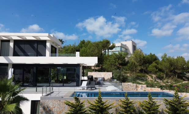 Villa - Herverkoop - Las Colinas Golf Resort - C-47730
