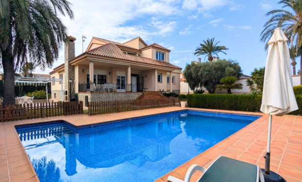 Villa - Herverkoop - Mil Palmeras - Mil Palmeras