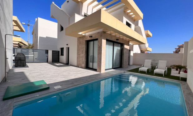 Villa - Herverkoop - Montesinos - C-81846