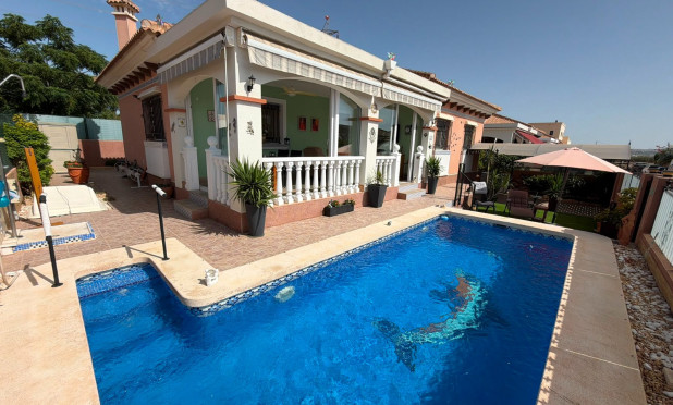 Villa - Herverkoop - Montesinos - La Herrada