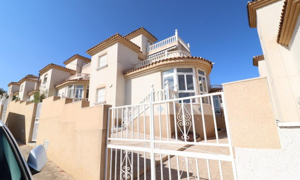 Villa - Herverkoop - Orihuela Costa - C-75282