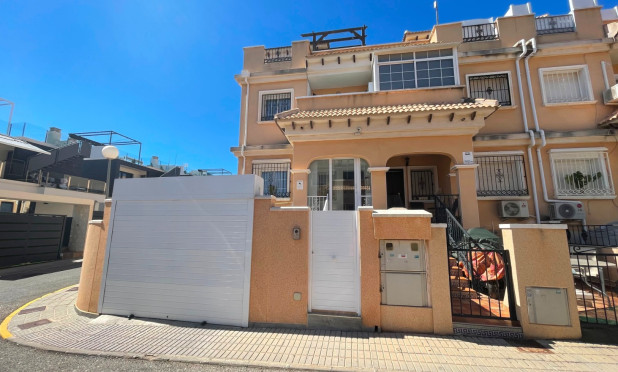 Villa - Herverkoop - Orihuela Costa - Villamartin