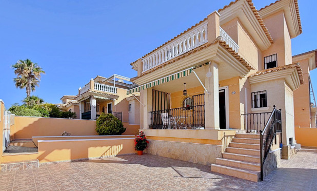 Villa - Herverkoop - Orihuela - Orihuela Costa
