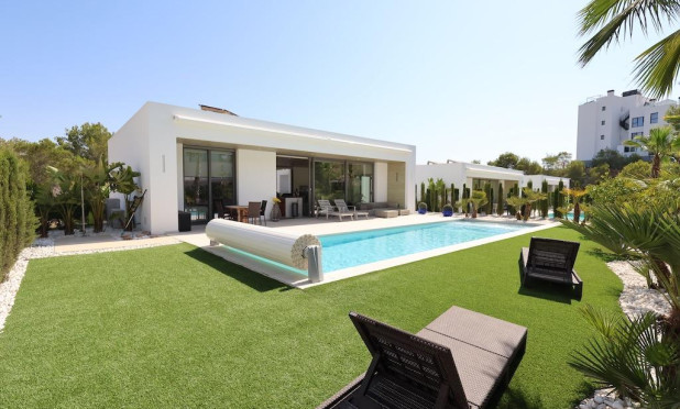 Villa - Herverkoop - San Miguel de Salinas - Las colinas golf and country club