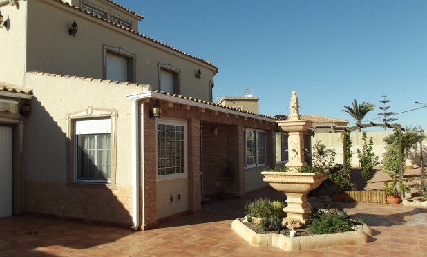 Villa - Herverkoop - Torrevieja - El Chaparral