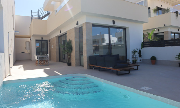 Villa - Lange Termijn Verhuur - Montesinos - REN-018-L