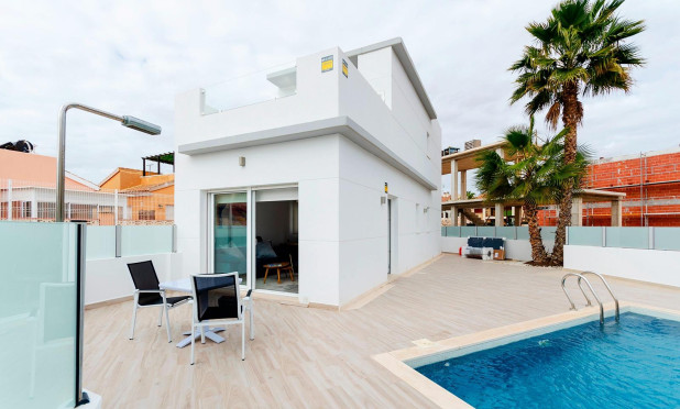 Villa - Neue Gebäude - Torrevieja - NB-31298