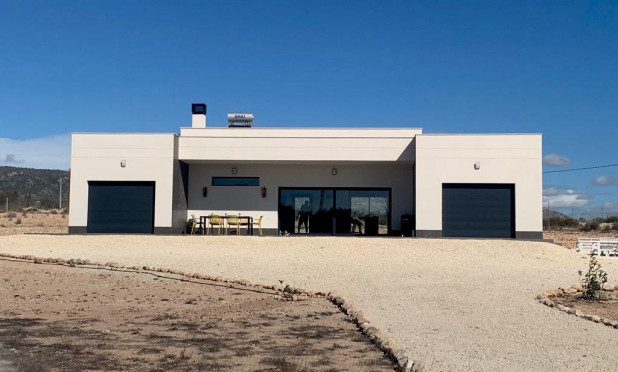 Villa - Obra nueva - Pinoso - NB-17143