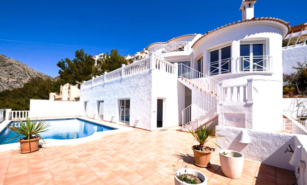 Villa - Odsprzedaż - Altea - Altea