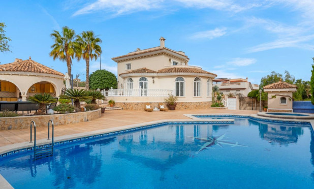 Villa - Odsprzedaż - Ciudad Quesada - C-80247