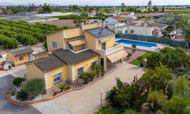 Villa - Odsprzedaż - Elche - La Hoya