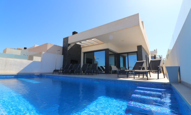 Villa - Resale - Ciudad Quesada - C-28157
