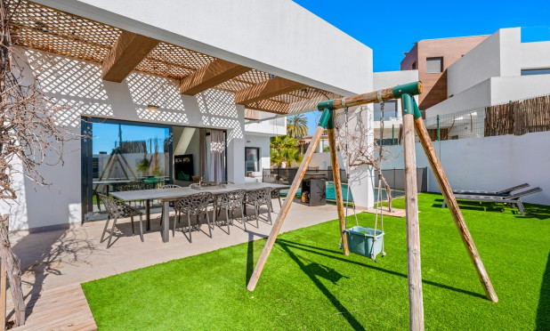 Villa - Resale - Ciudad Quesada - C-30010