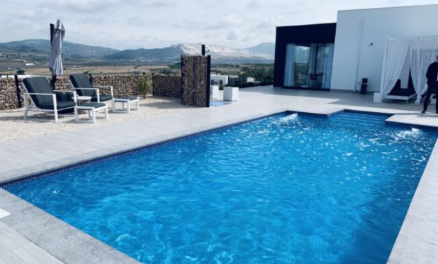Villa - Resale - Hondón de las Nieves - Hondón de las Nieves