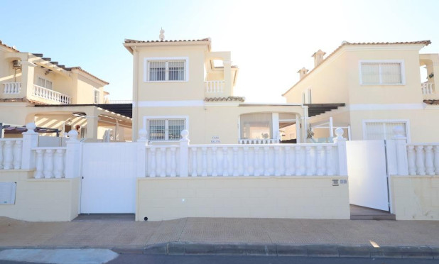 Villa - Resale - Orihuela Costa - Lomas de Cabo Roig
