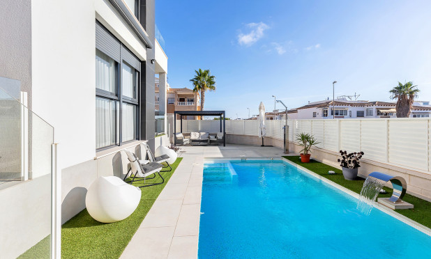 Villa - Resale - Orihuela Costa - Orihuela Costa