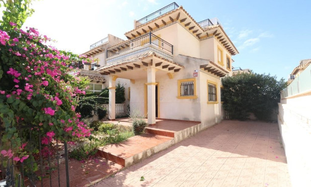 Villa - Resale - Orihuela Costa - Playa Flamenca