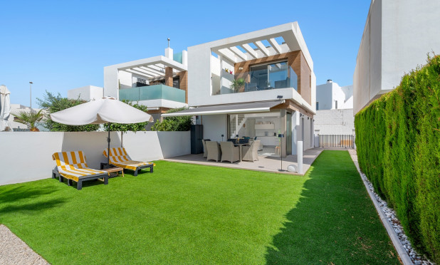 Villa - Resale - Orihuela Costa - Villamartín