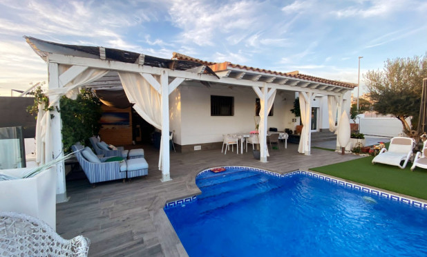 Villa - Resale - San Fulgencio - La Marina