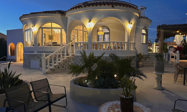 Villa - Resale - Torrevieja - Costa Blanca Sur