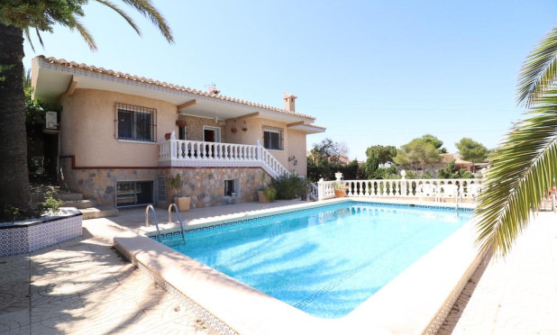 Villa - Resale - Torrevieja - Los Balcones