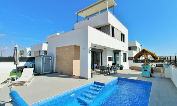 Villa - Resale - Villamartín - Villamartín