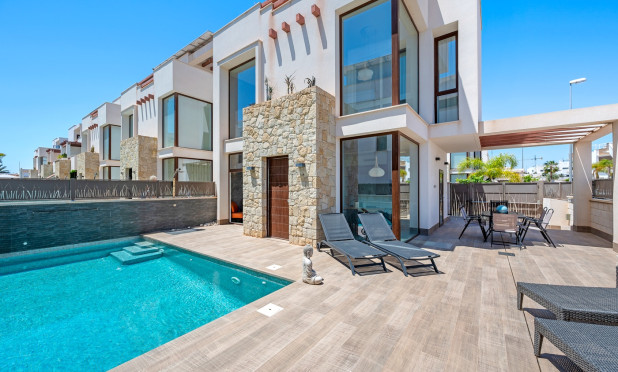 Villa - Reventa - Ciudad Quesada - C-91558