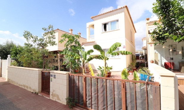 Villa - Reventa - Orihuela Costa - C-90931