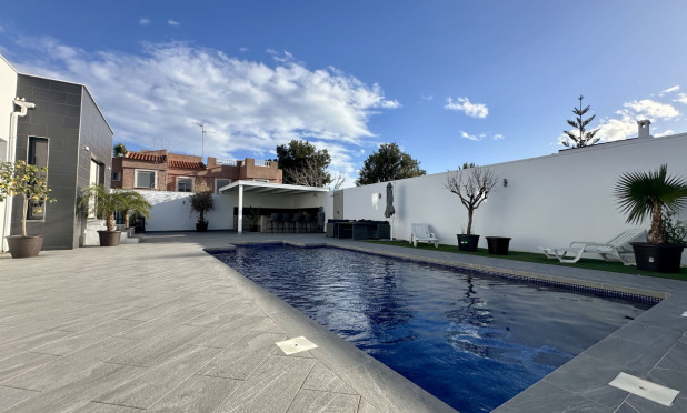 Villa - Reventa - Rojales - C-30561