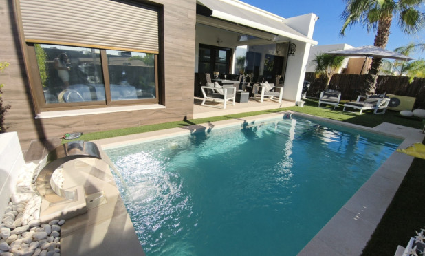 Villa - Reventa - Vistabella Golf - Vistabella