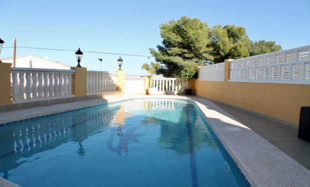 Villa - Revente - La Nucía - Urbanisations