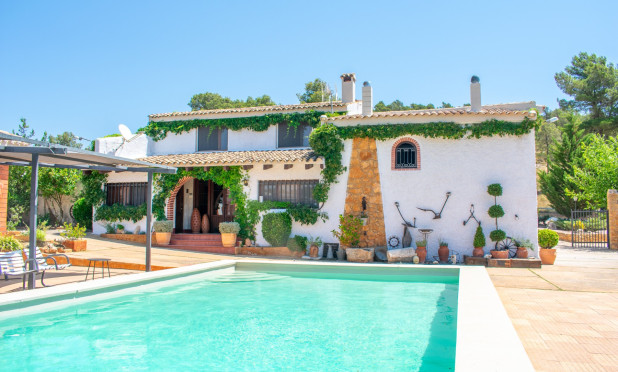 Villa - Revente - Onil - Onil