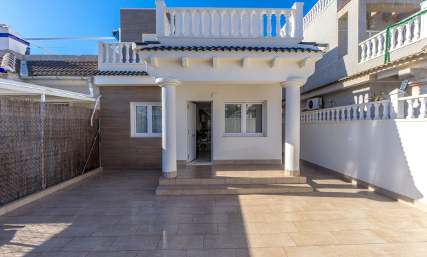 Villa - Revente - Torrevieja - El chaparral