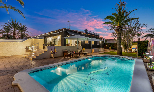 Villa - Revente - Torrevieja - Rocio del Mar