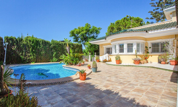 Villa - Revente - Torrevieja - Torreta florida