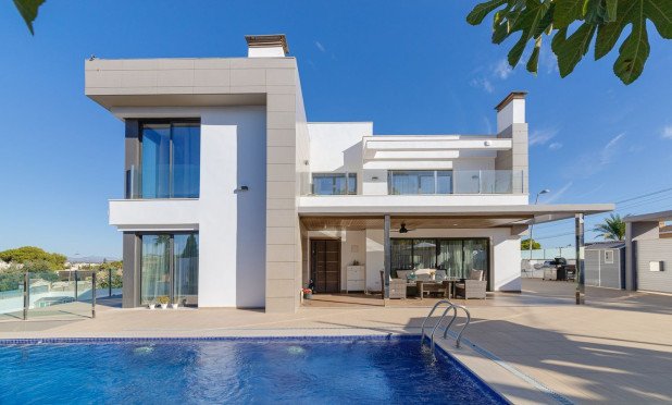 Villa - Revente - Torrevieja - Torrevieja