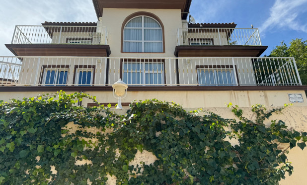 Villa - Wiederverkauf - Callosa De Ensarrià - Callosa De Ensarrià