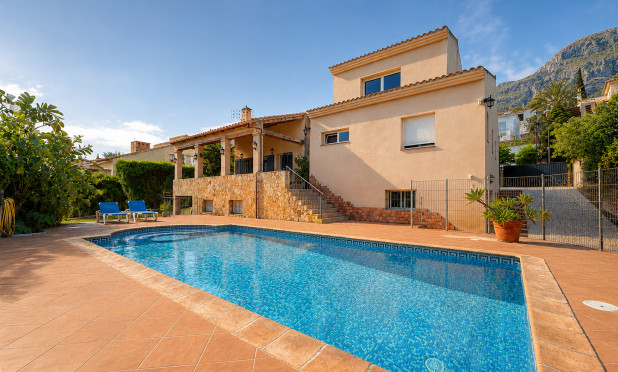 Villa - Wiederverkauf - Denia - D 77-26
