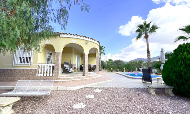 Villa - Wiederverkauf - Hondón de los Fráiles - Hondón de los Fráiles