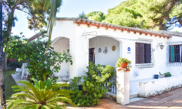 Villa - Wiederverkauf - Orihuela Costa - C-58170