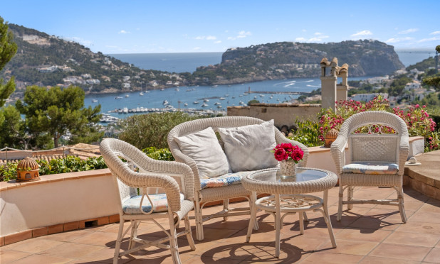Villa - Wiederverkauf - Port d'Andratx - C-93603