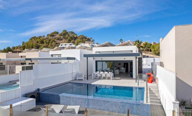 Villa - Wiederverkauf - San Miguel de Salinas - C-72018